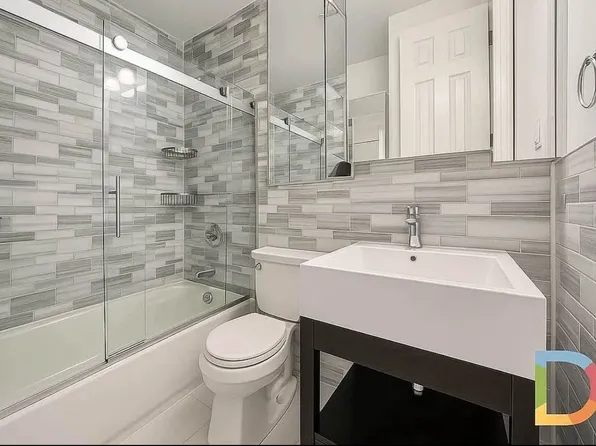 17 West 103rd Street image 4 of 5