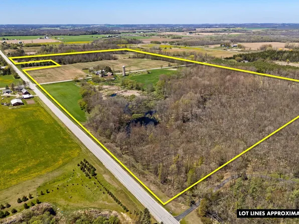 10704 Korinek Rd, Reedsville, WI 54230