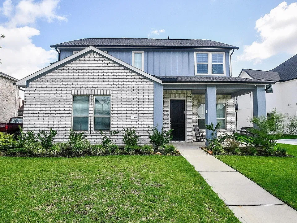 7906 Hopewell Ln