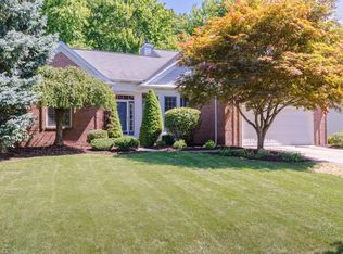 18633 Walnut Dr, Strongsville, OH