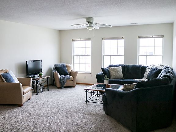 3rd image of 2519 Bristol Dr Unit 202