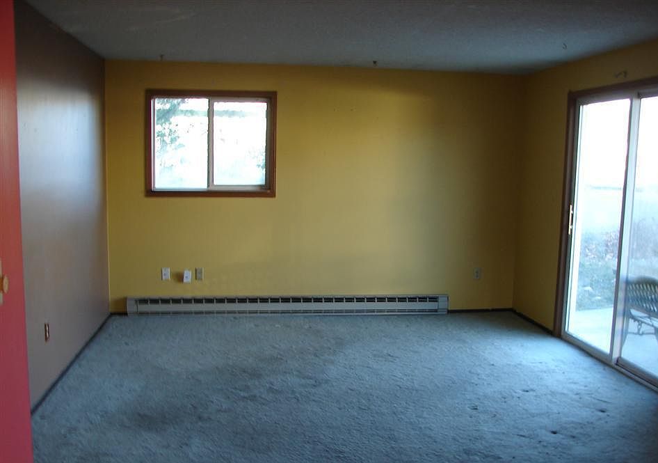 2nd image of 2704 E 44th Ave
