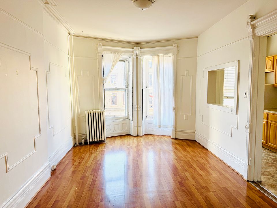 1st image of 149 7th Ave Floor 3