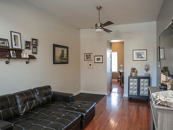 5th image of 3326 Illinois Ave