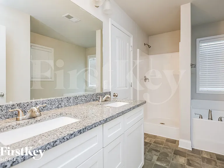 6674 Sawnee Way — Photo 10