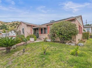 8362 Vine Valley Dr, Sun Valley, CA 91352
