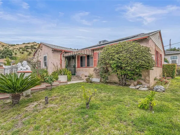 8362 Vine Valley Dr, Sun Valley, CA 91352