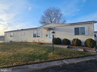 568 Miles Standish Dr, Buena, NJ 08310