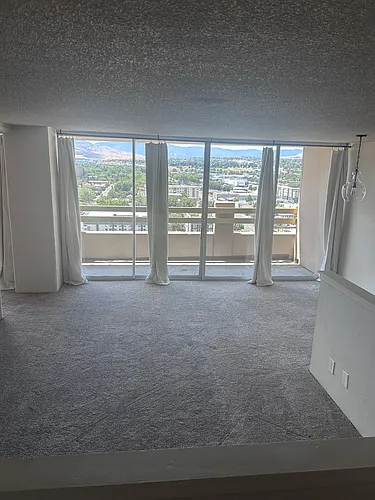 100 N Arlington Ave Photo 1
