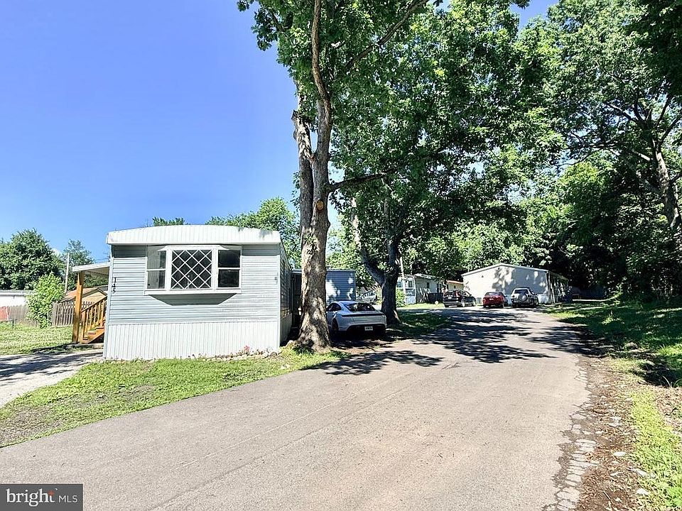 1st image of 145 Devon Dr