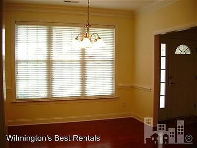 4th image of 1013 Meadowgrass Ln