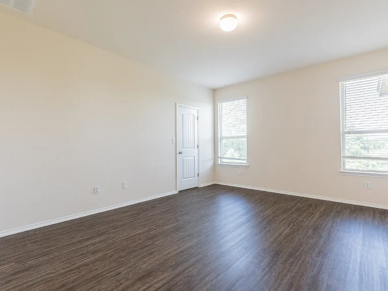 11219 Pomona Park Dr — Photo 23