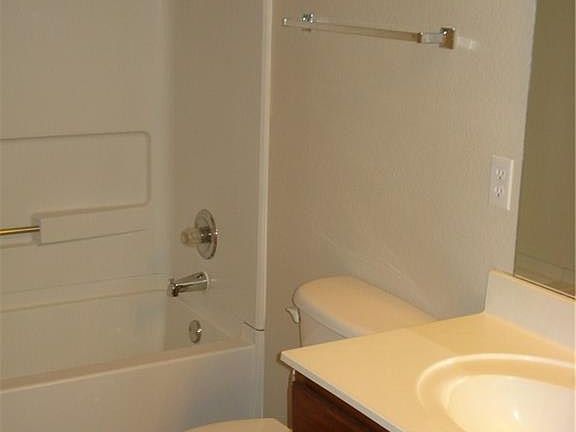 5th image of 4203 Cisco Valley Dr