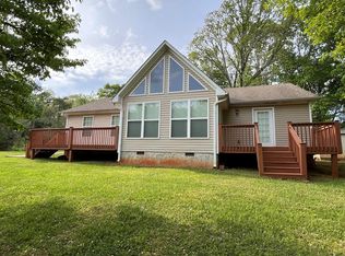 960 Asbury Mill Rd, Cleveland, GA 30528