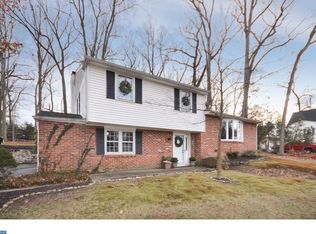 1475 Chinquapin Rd, Holland, PA 18966