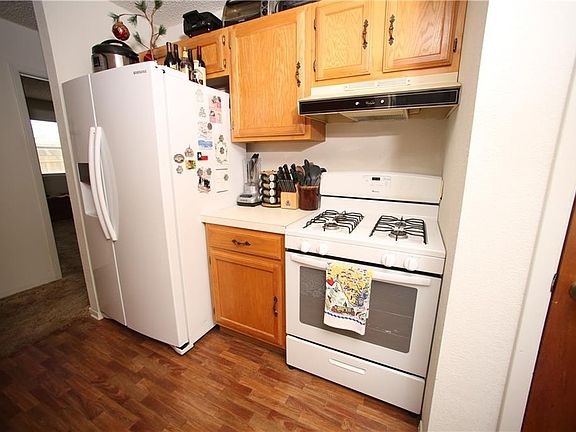 5th image of 1109 Corvadura St