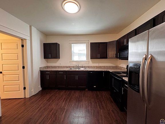 2nd image of 1531 SW 15th St #1