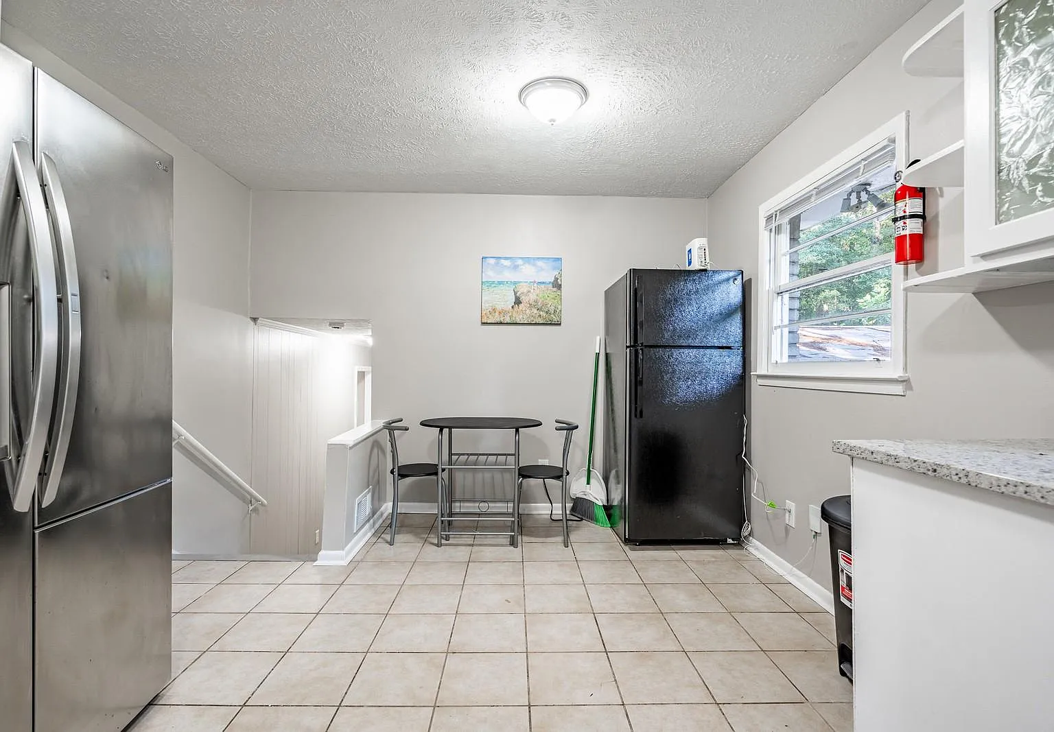 4 bed, 4.0 bath, 1622 sqft, $966 — Photo 4
