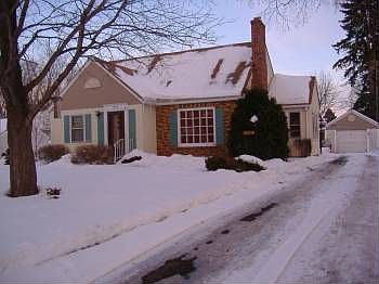 1st image of 1976 Lee St