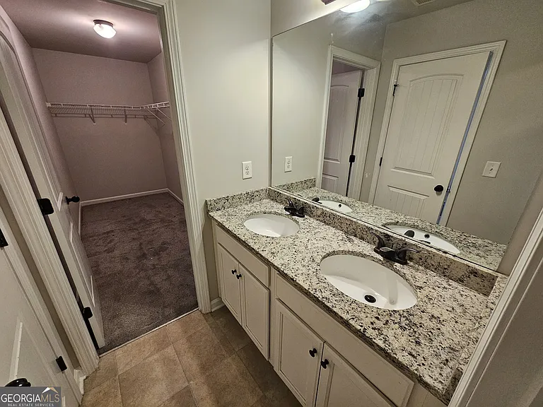 3004 Bayrose Cir #102B — Photo 28