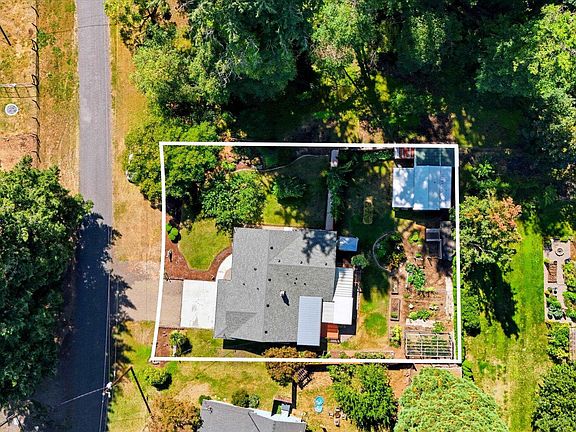 5th image of 45890 River Loop Rd