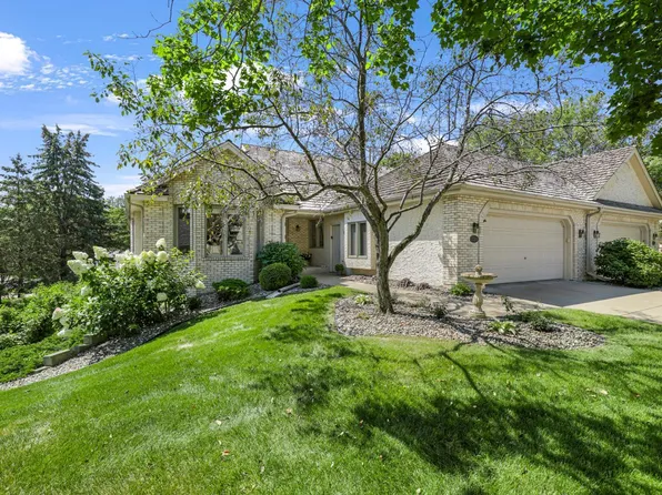 10384 Franlo Rd, Eden Prairie, MN 55347