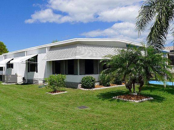 2nd image of 620 Royal Tern Dr