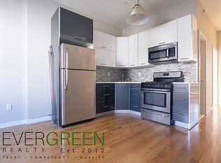 58A Vernon Ave #1F, Brooklyn, NY 11206