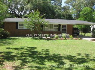 5613 Overlook Rd, Mobile, AL 36618