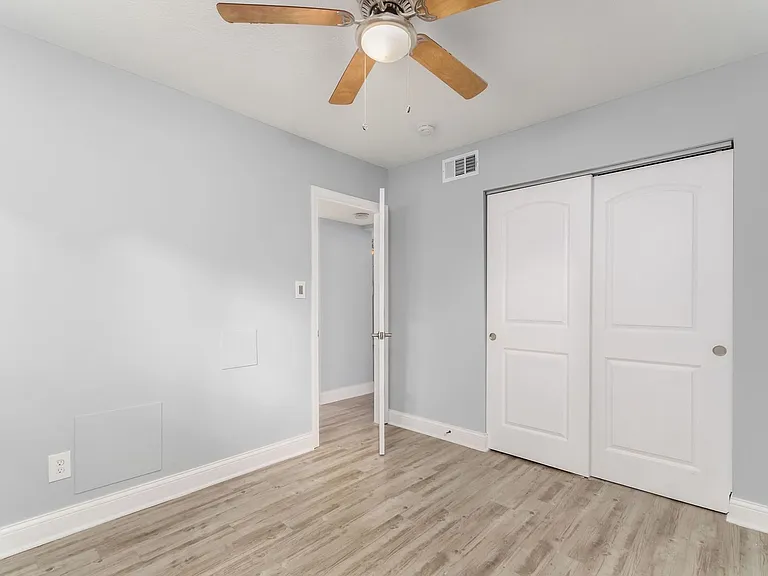 1580 E Mound St — Photo 3
