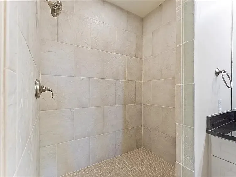 3800 N Mulberry Dr #305 — Photo 6