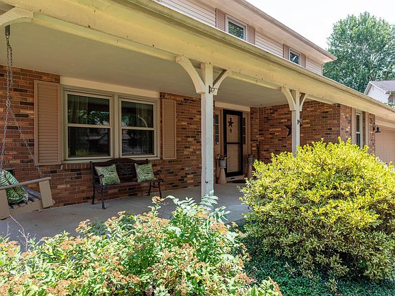 4th image of 1511 Deer Creek Ct