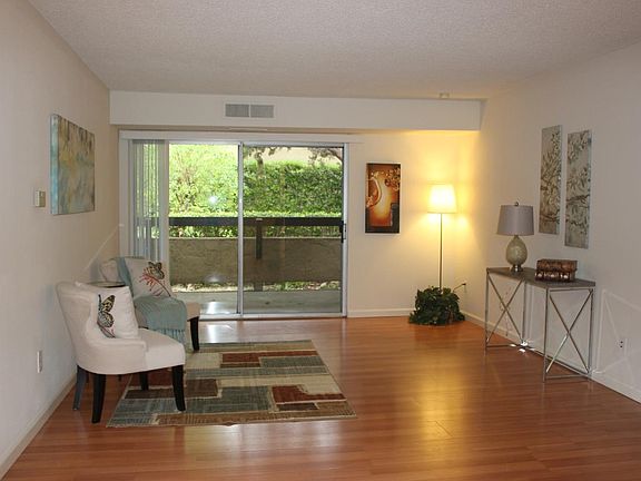 2nd image of 281 Tradewinds Dr APT 11