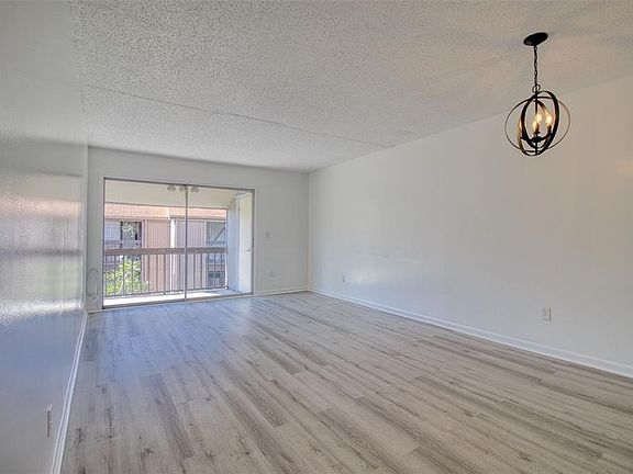 4th image of 6334 NEWTOWN CIRCLE #34B4