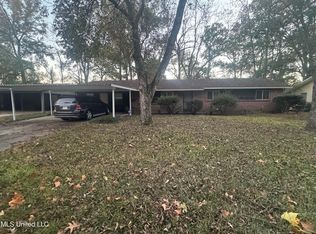 3317 Longwood Dr, Jackson, MS 39212