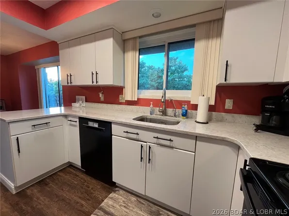 24 E Casa Del Rio Dr Unit 3C, Lake Ozark, MO 65049