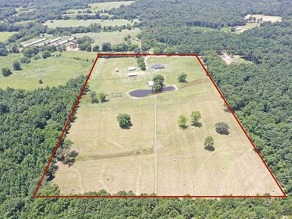 2nd image of 1303 County Road 2314