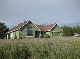 609 W A Barr Rd, Mount Shasta, CA 96067