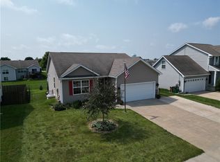 8244 Dakota Dr, West Des Moines, IA 50266
