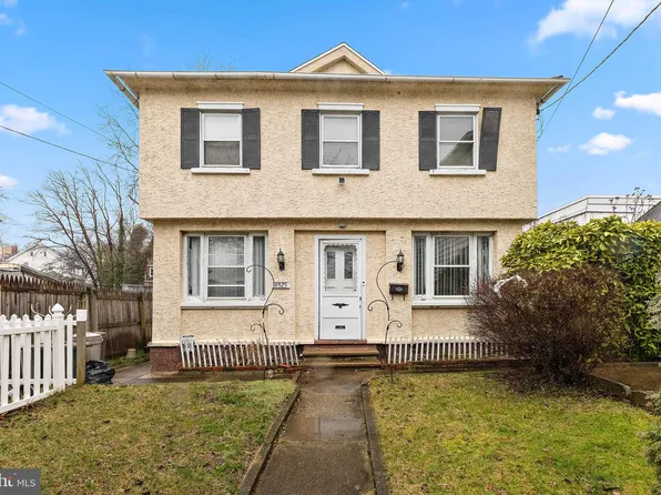 8525 Monroe Ave, Upper Darby, PA 19082