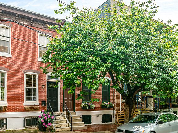 4th image of 2226 Saint Albans St