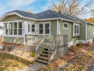 942 DIVISION STREET, Green Bay, WI, 54303