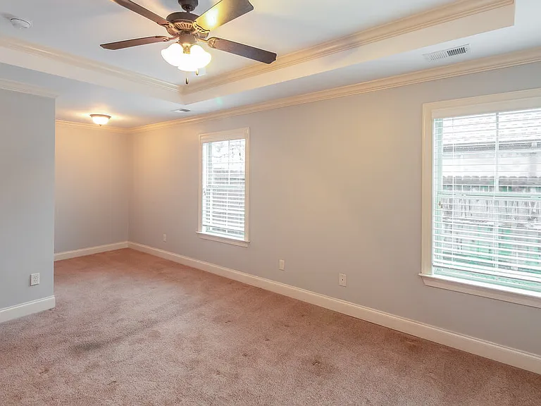 3145 Pinetree Loop N — Photo 10