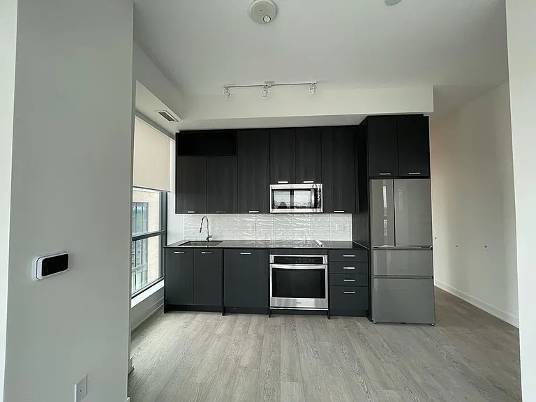 120 Eagle Rock Way #4 — Photo 5