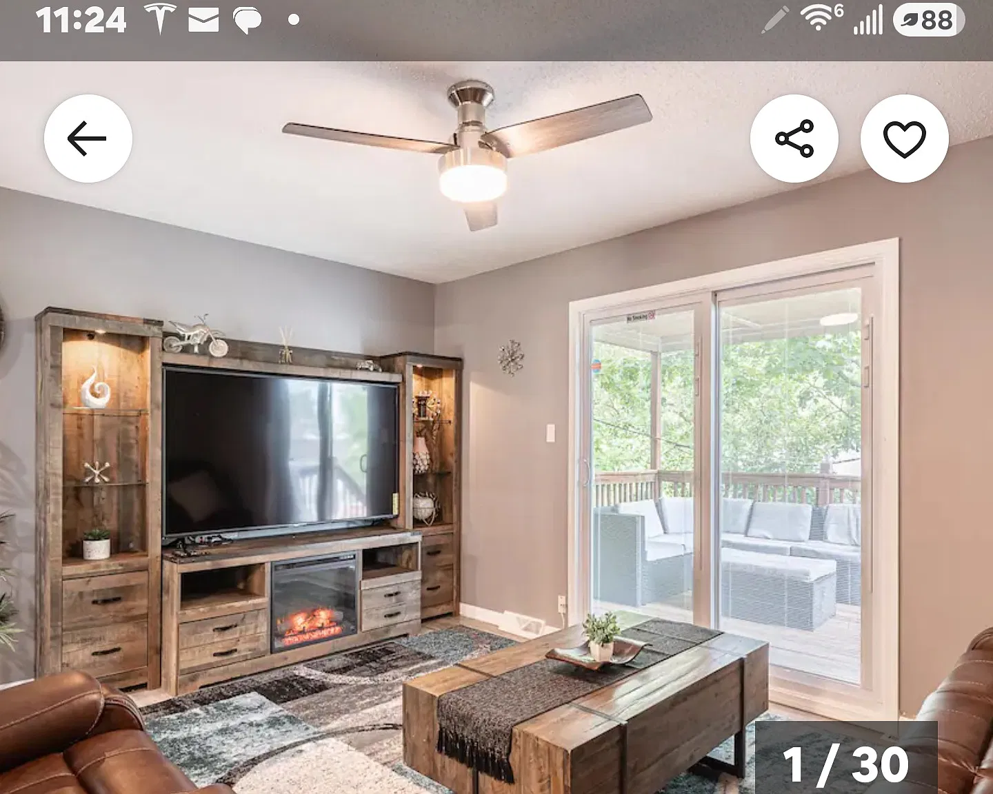 3 bed, 1300 sqft, $3,000 — Photo 3