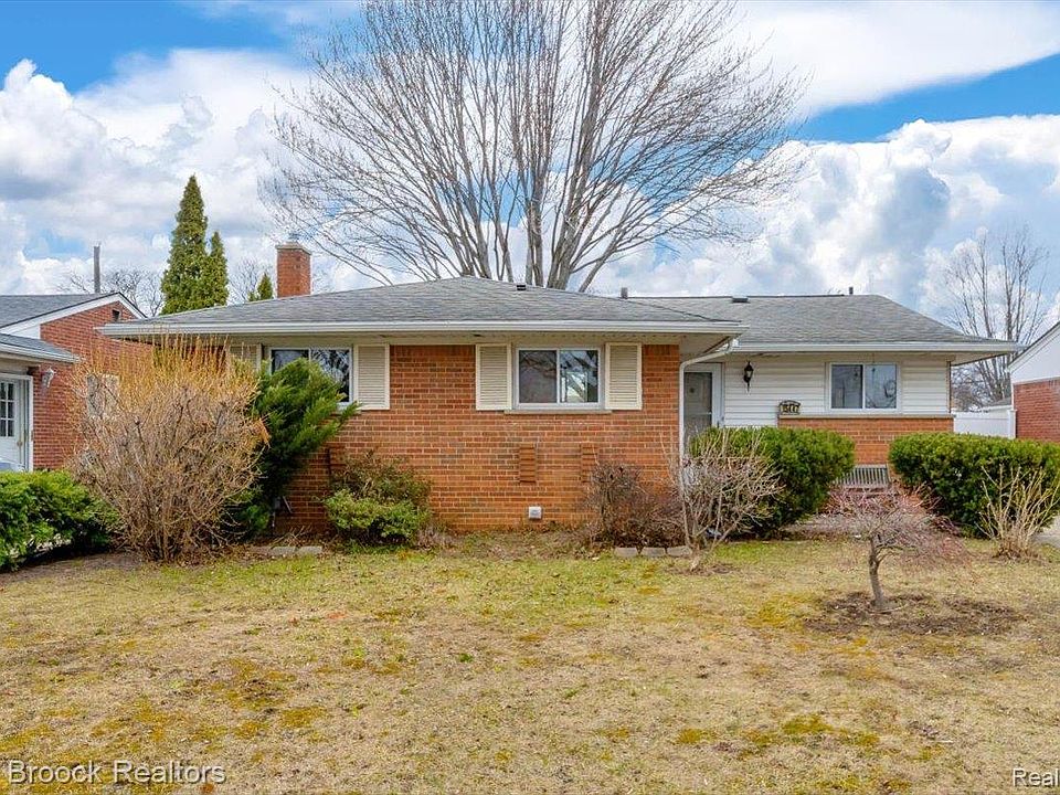 1st image of 15447 Rudland St