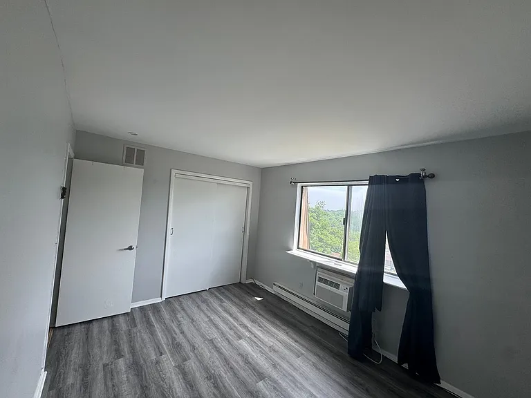 254 Richard Ct — Photo 4