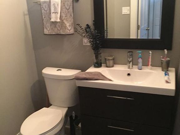5th image of 3850 N Southport Ave #3F