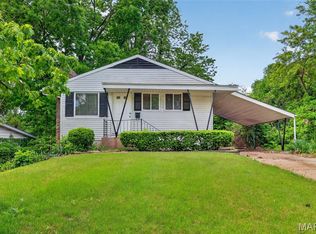 10247 Valley Dr, Saint Louis, MO 63137