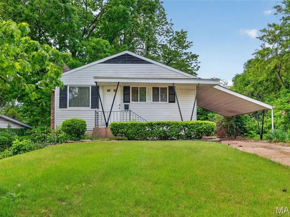 10247 Valley Dr, Saint Louis, MO 63137